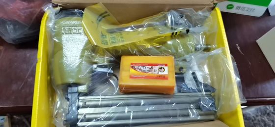 Muebles Air Concrete T Nailer sin batería de litio con voltaje de herramienta ST38S N/A