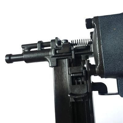 3.5kg Fuente de aire neumática Concreto pistola de clavos SR40 para la longitud máxima de los clavos 1 1/2IN