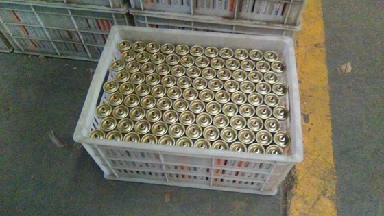 1000 disparos Baja presión Disparando pistola de clavos Cartucho de gas para la satisfacción del cliente