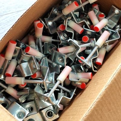 Silenciante clavos de disparo integrados para el bastón liso de concreto fijo cajas de techo 32mm