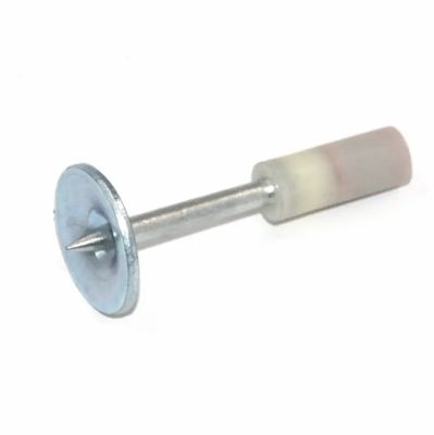 Clavos de techo de 8 mm de diámetro de cabeza para una pistola de clavos con accionamiento de energía integrada