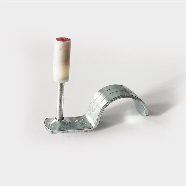 3.7mm Dia de la base. Techo integrado clavos de tubería abrazadera herramienta de construcción y accesorio